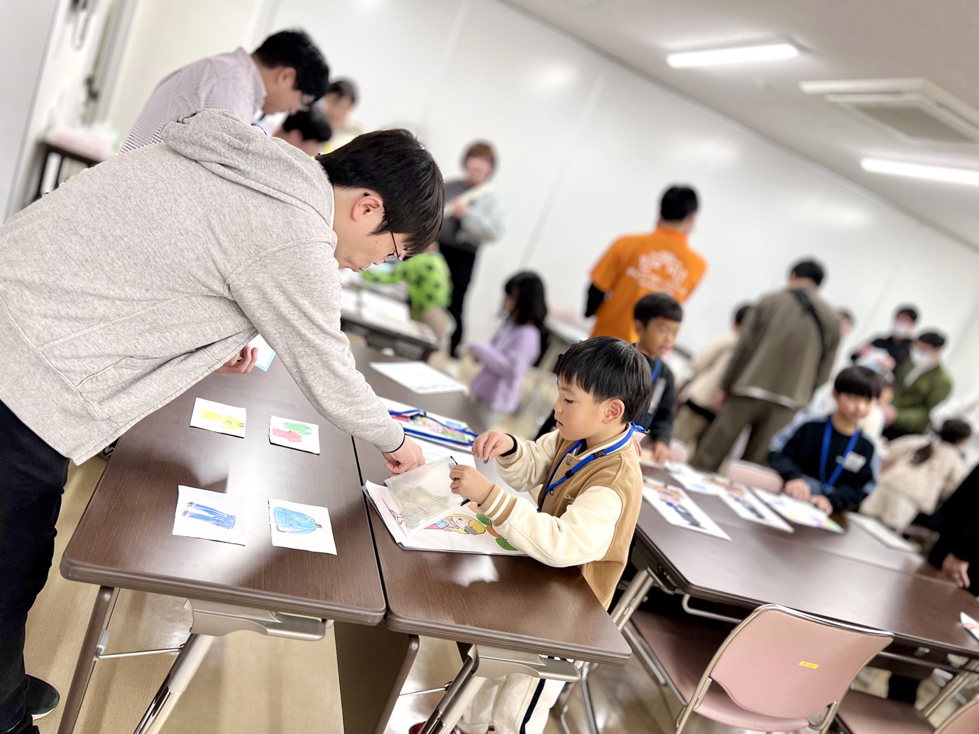 手を動かしながら進めます